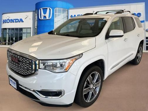 2019 GMC Acadia Denali