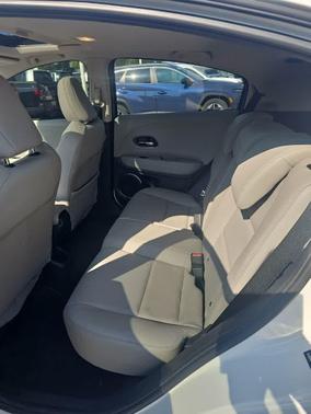 Platinum White Pearl 2020 Honda HR-V EX-L