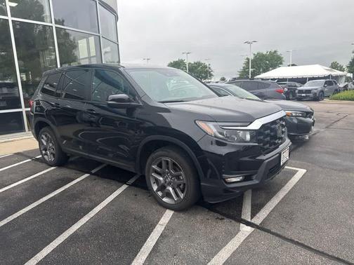 Crystal Black Pearl 2023 Honda Passport AWD EX-L