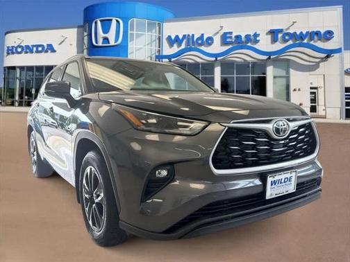 2023 Toyota Highlander XLE