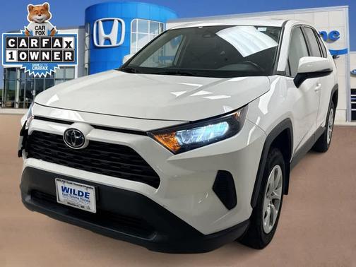 2022 Toyota RAV4 LE