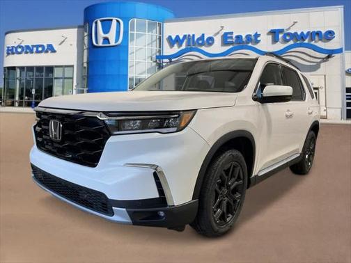 2025 Honda Pilot Touring 8-Passenger