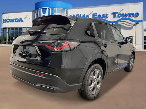 2026 Honda HR-V LX