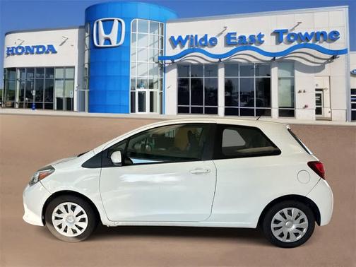 2015 Toyota Yaris L