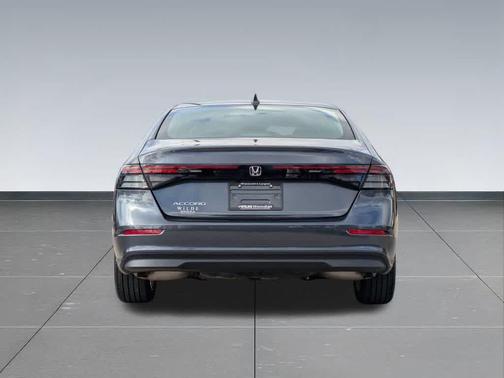 2025 Honda Accord LX 1.5T