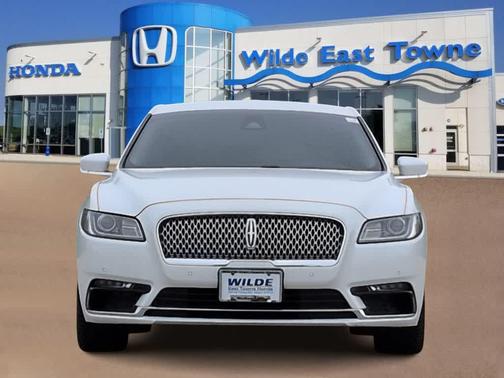 WHITE PLATINUM MET TRI-COAT 2019 Lincoln Continental Select