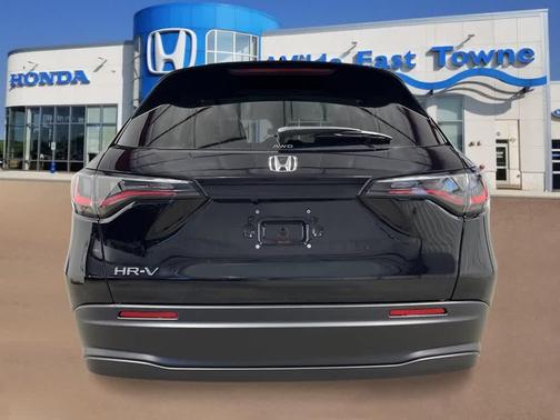 2026 Honda HR-V LX