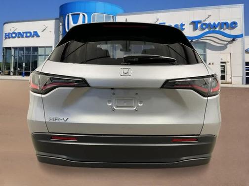 2026 Honda HR-V LX