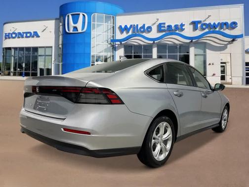 2025 Honda Accord LX 1.5T