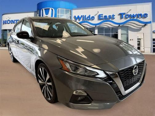 2021 Nissan Altima SR FWD