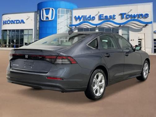 2025 Honda Accord LX 1.5T