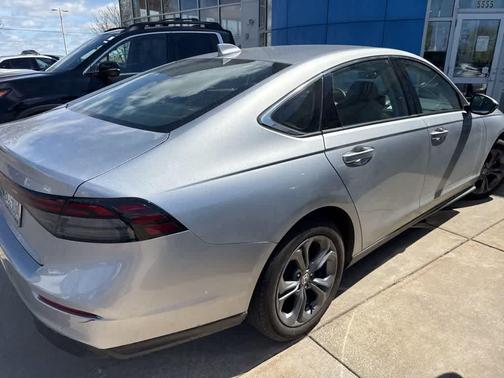 Solar Silver Metallic 2024 Honda Accord EX