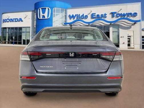 2025 Honda Accord LX 1.5T
