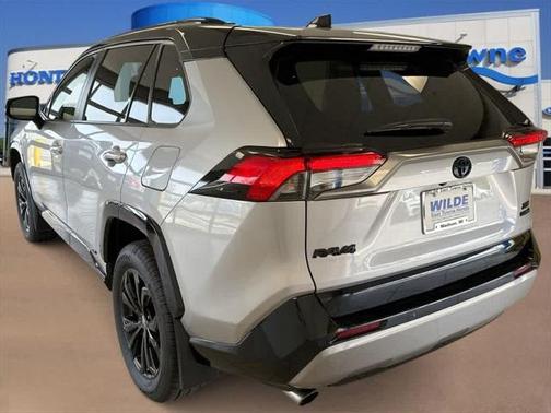 2023 Toyota RAV4 Hybrid SE