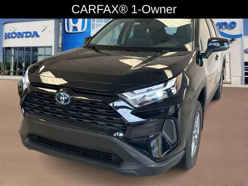 2022 Toyota RAV4 Hybrid XLE