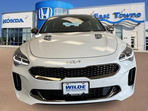 2023 Kia Stinger GT2