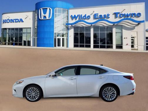 Eminent White Pearl 2016 Lexus ES 350 Base