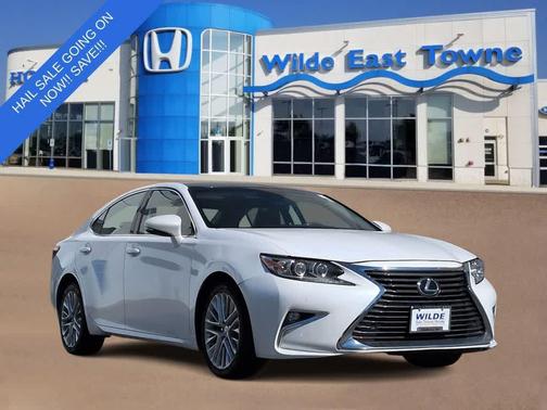 Eminent White Pearl 2016 Lexus ES 350 Base