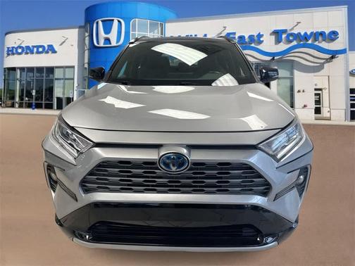 2019 Toyota RAV4 Hybrid SE