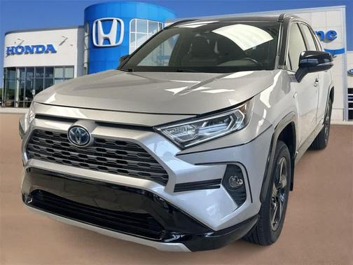 2019 Toyota RAV4 Hybrid SE