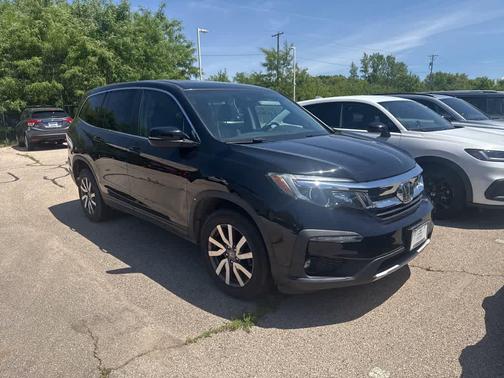 Crystal Black Pearl 2019 Honda Pilot EX-L