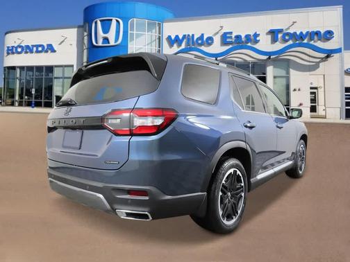 2026 Honda Pilot Touring 8-Passenger