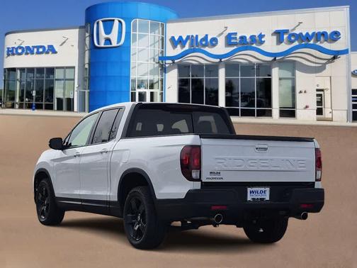2025 Honda Ridgeline Black