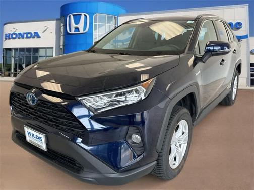 2020 Toyota RAV4 Hybrid XLE