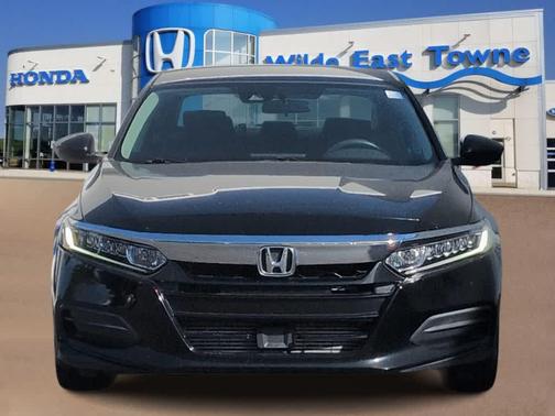 Crystal Black Pearl 2018 Honda Accord LX