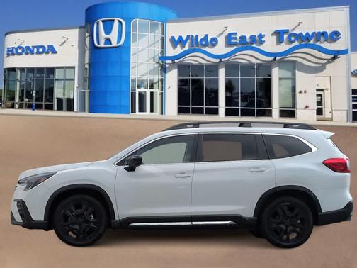 Crystal White Pearl 2024 Subaru Ascent Limited 7-Passenger
