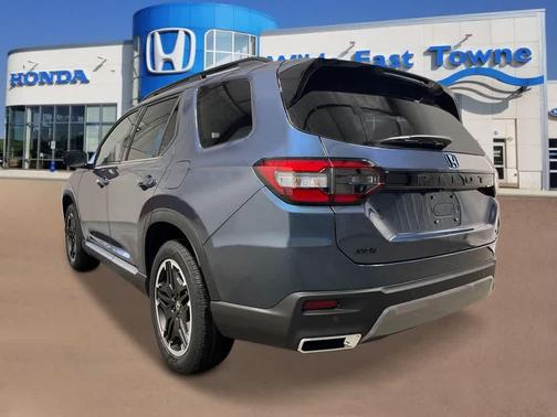 2026 Honda Pilot Touring 8-Passenger