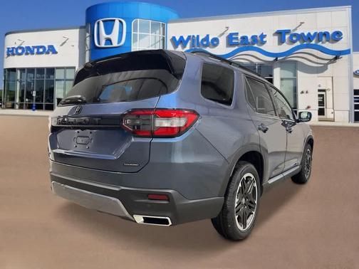 2026 Honda Pilot Touring 8-Passenger