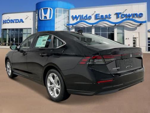 2025 Honda Accord LX 1.5T