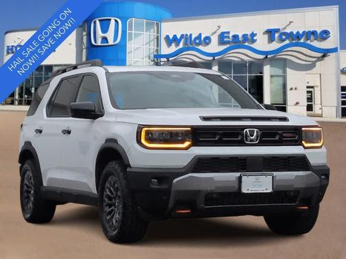Platinum White Pearl 2026 Honda Passport AWD TrailSport