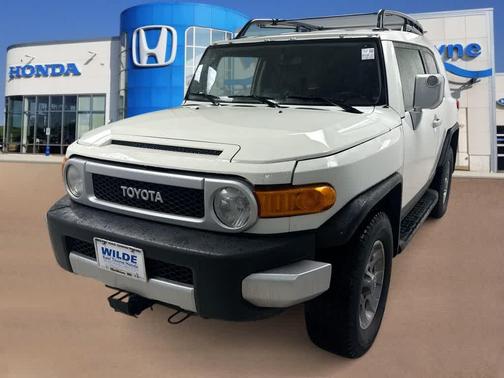 2013 Toyota FJ Cruiser Base