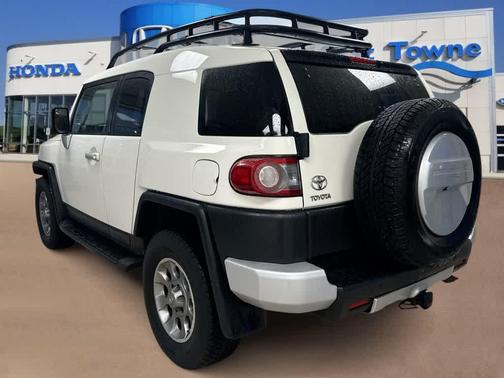 2013 Toyota FJ Cruiser Base