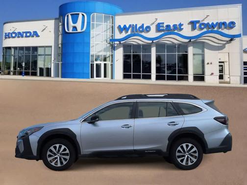Ice Silver Metallic 2023 Subaru Outback Base