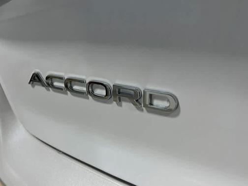 2025 Honda Accord LX 1.5T