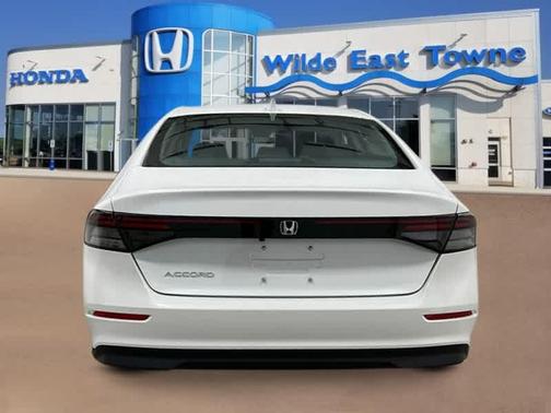 2025 Honda Accord LX 1.5T