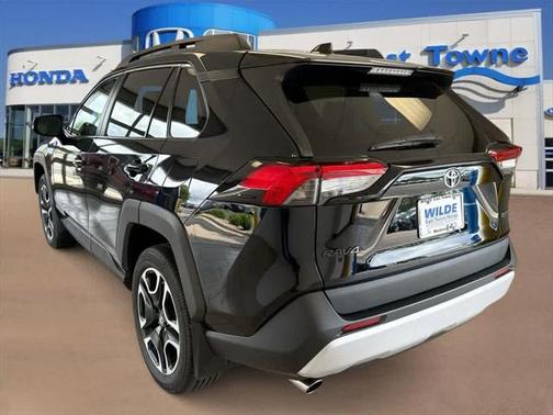 2019 Toyota RAV4 Adventure