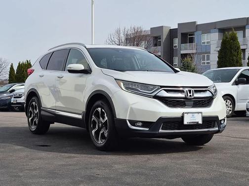 White 2018 Honda CR-V Touring