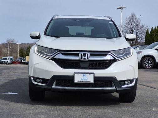 White 2018 Honda CR-V Touring