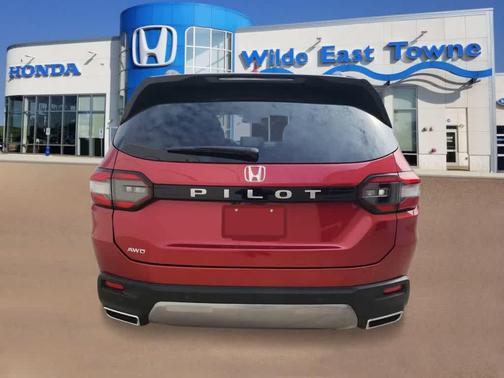 Radiant Red Metallic II 2026 Honda Pilot EX-L