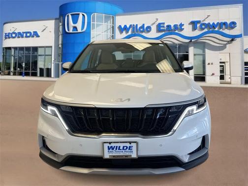 2024 Kia Carnival EX