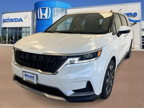 2024 Kia Carnival EX