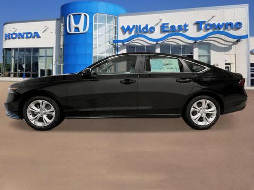 Crystal Black Pearl 2026 Honda Accord LX 1.5T