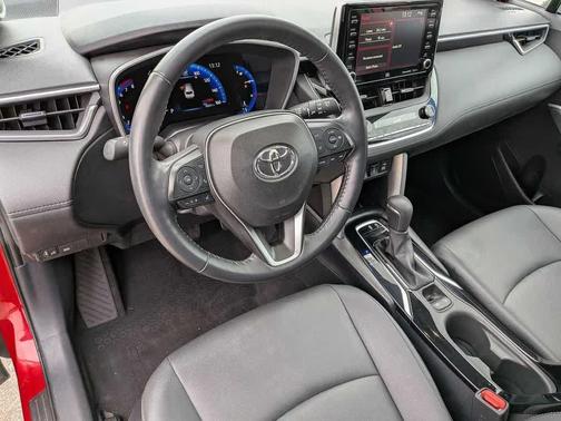 2022 Toyota Corolla Cross XLE