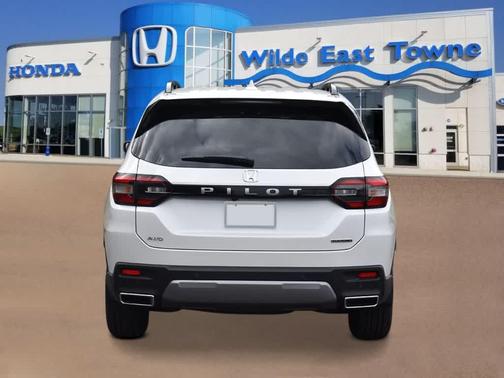 2026 Honda Pilot Touring 8-Passenger
