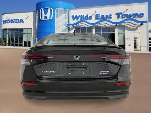 2025 Honda Accord Hybrid Base