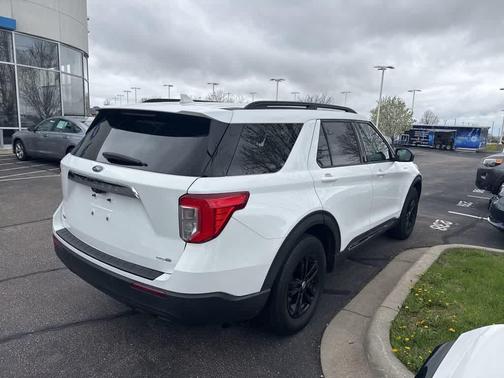 OXFORD WHITE 2020 Ford Explorer XLT